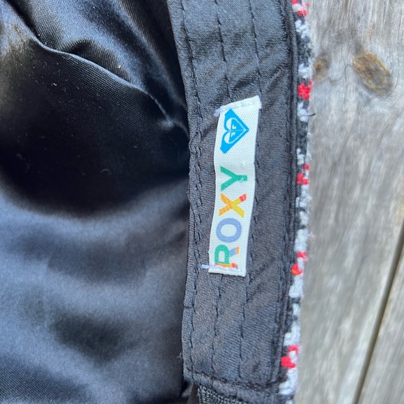 Roxy Houndstooth Cadet Hat with buttons - Picture 5 of 6